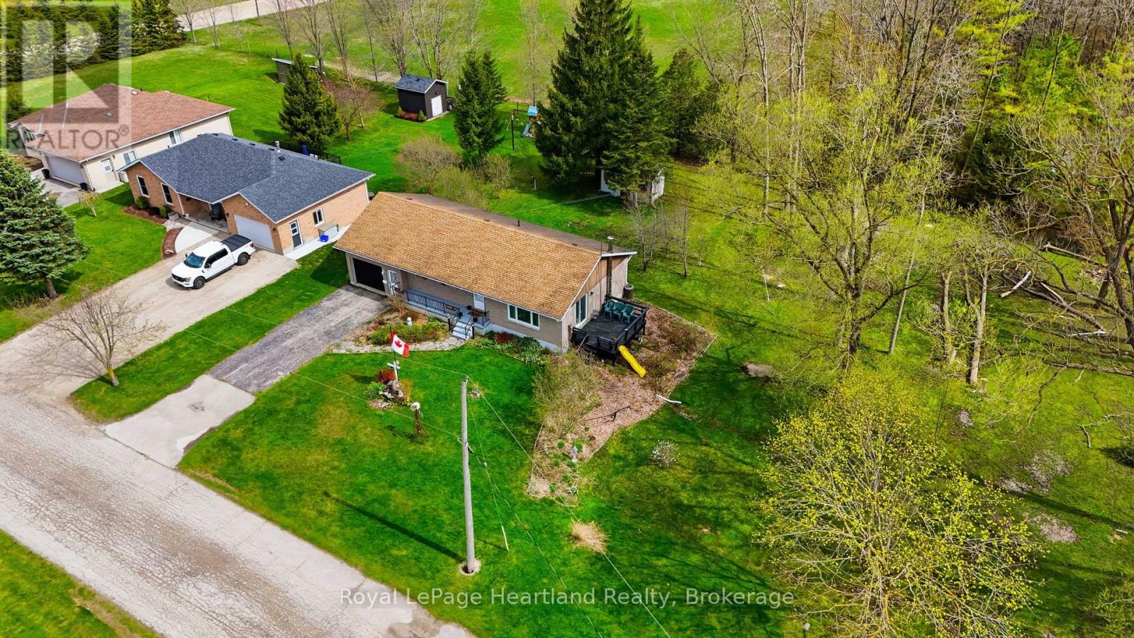 21 BROWN STREET S - 28
