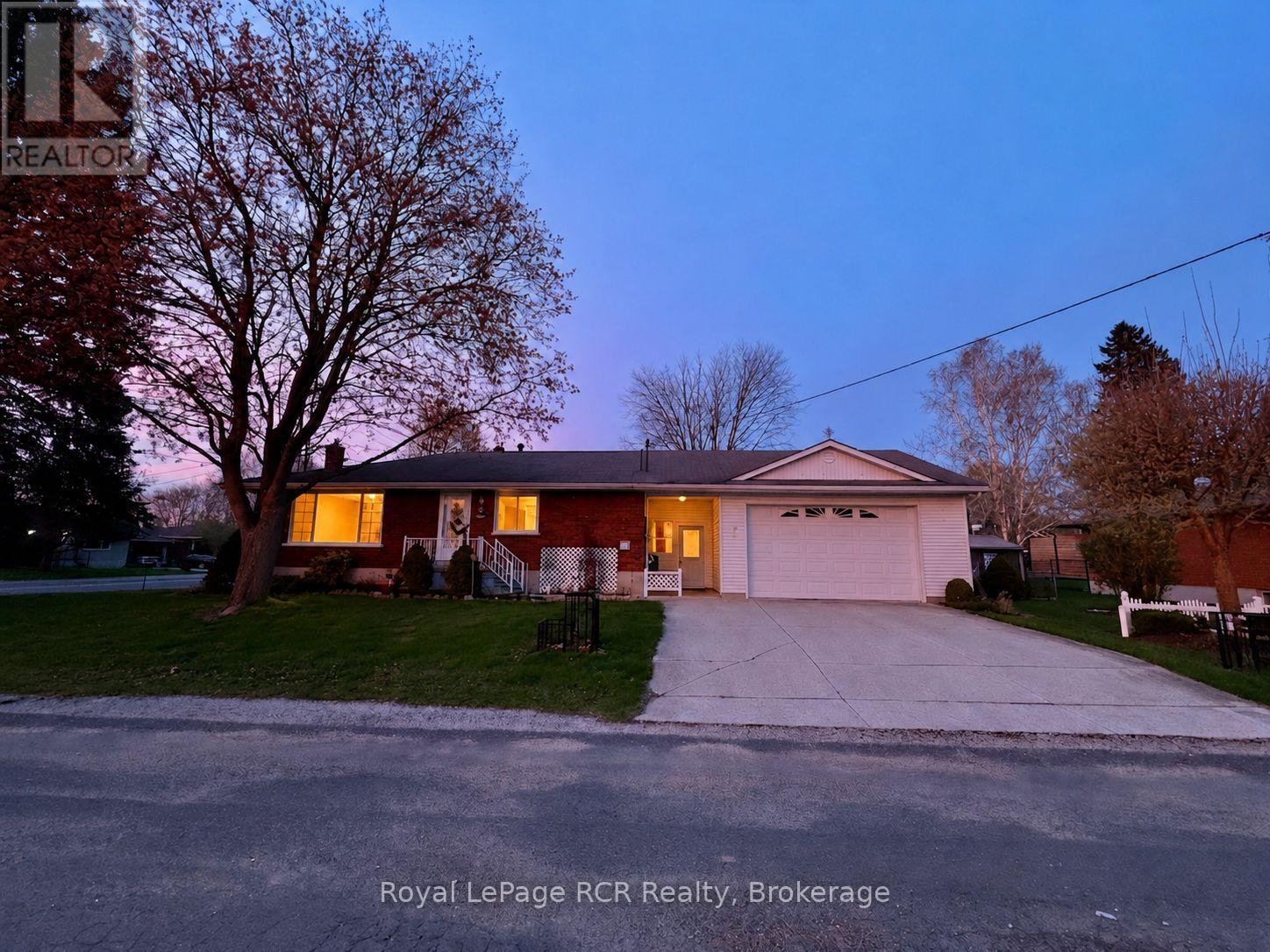 281 13TH AVENUE - Image 2