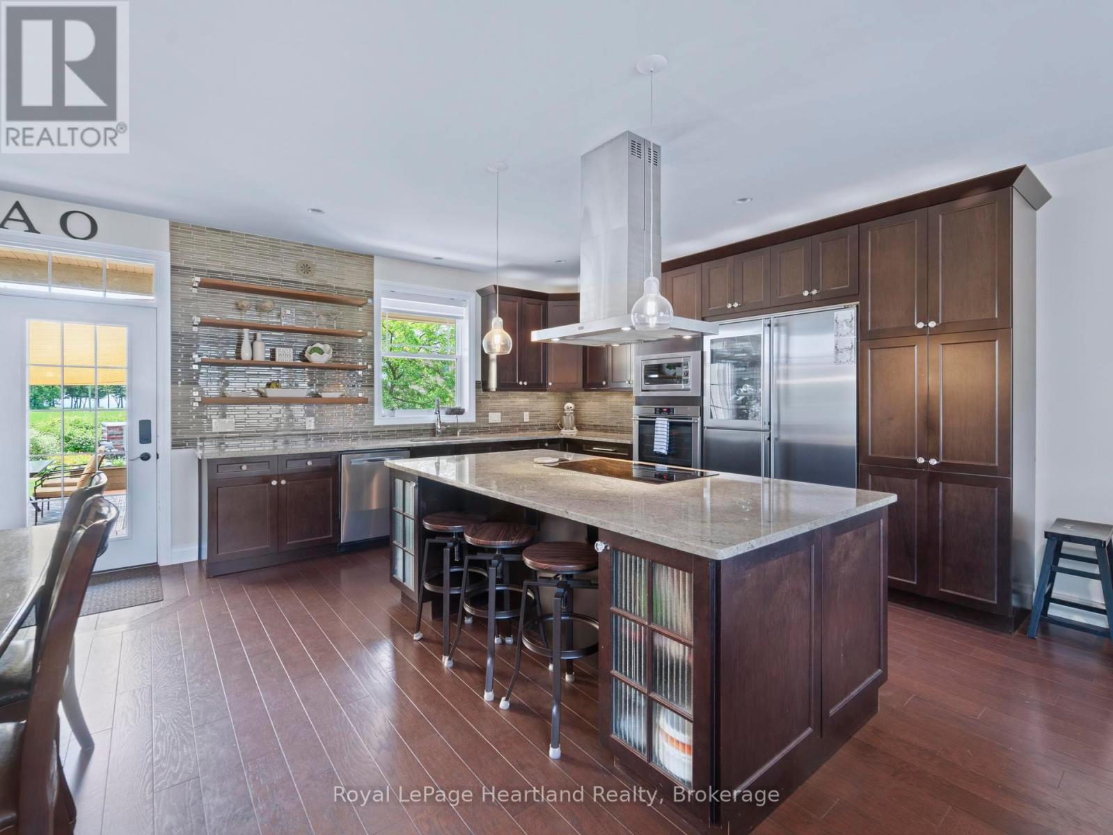 24 THIMBLEWEED DRIVE - 15