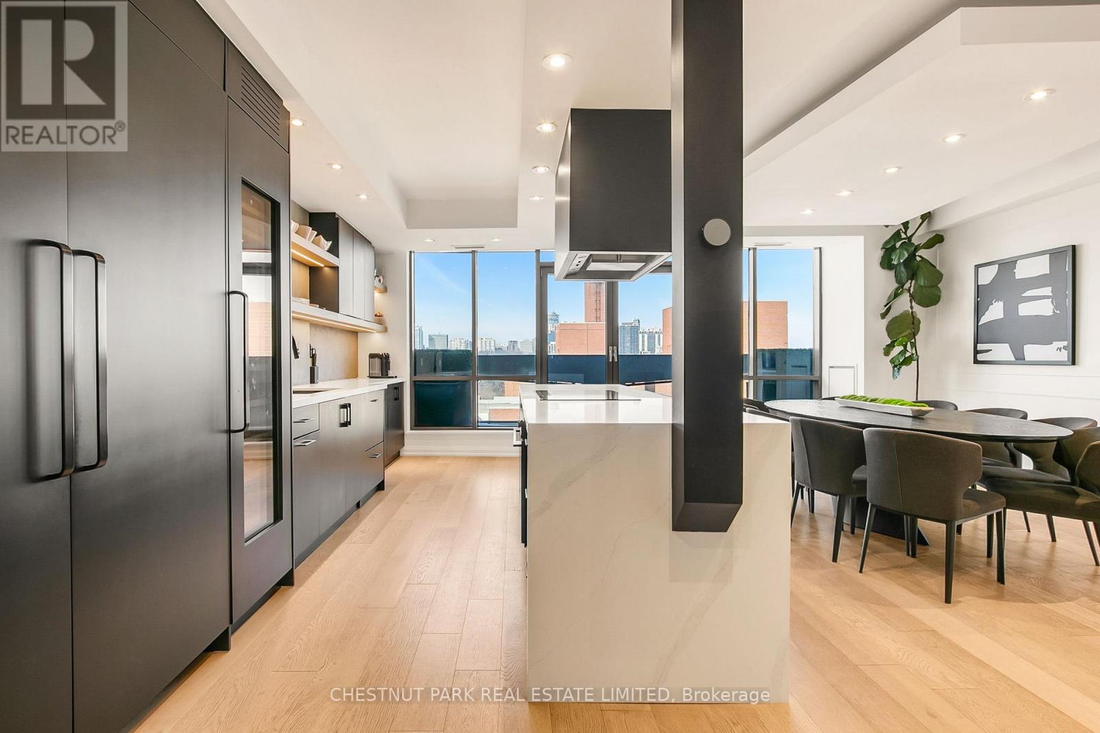 #PH 903 3 MCALPINE STREET - 14