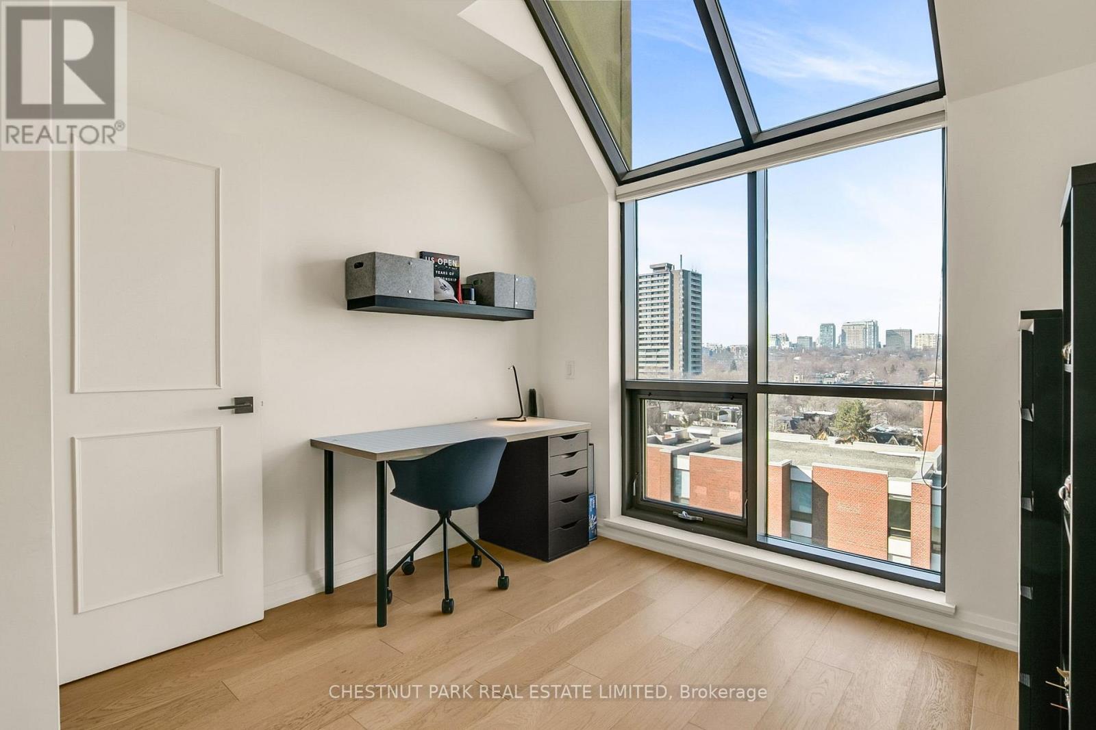 #PH 903 3 MCALPINE STREET - 42
