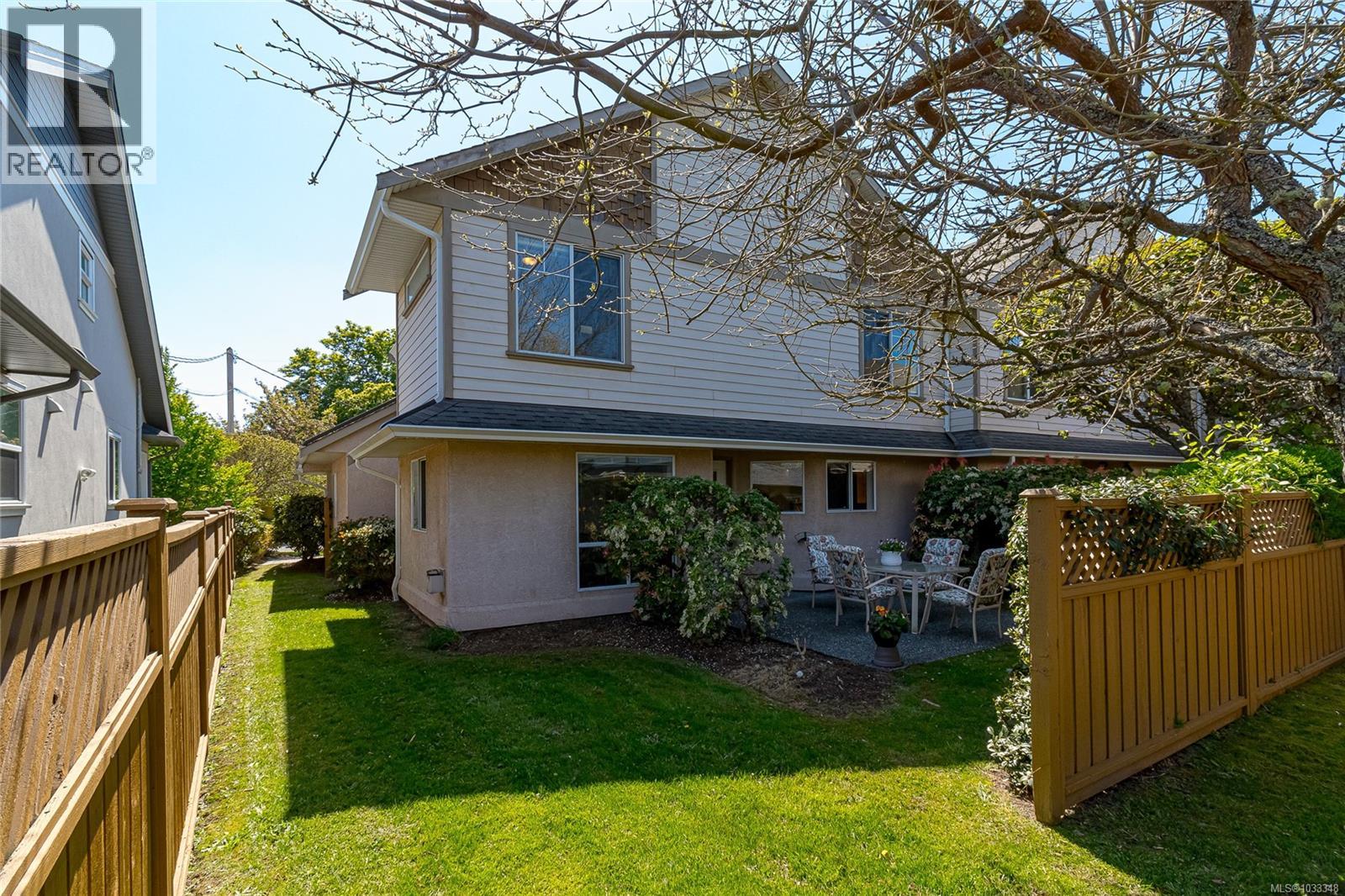 1804 Newton St - 28