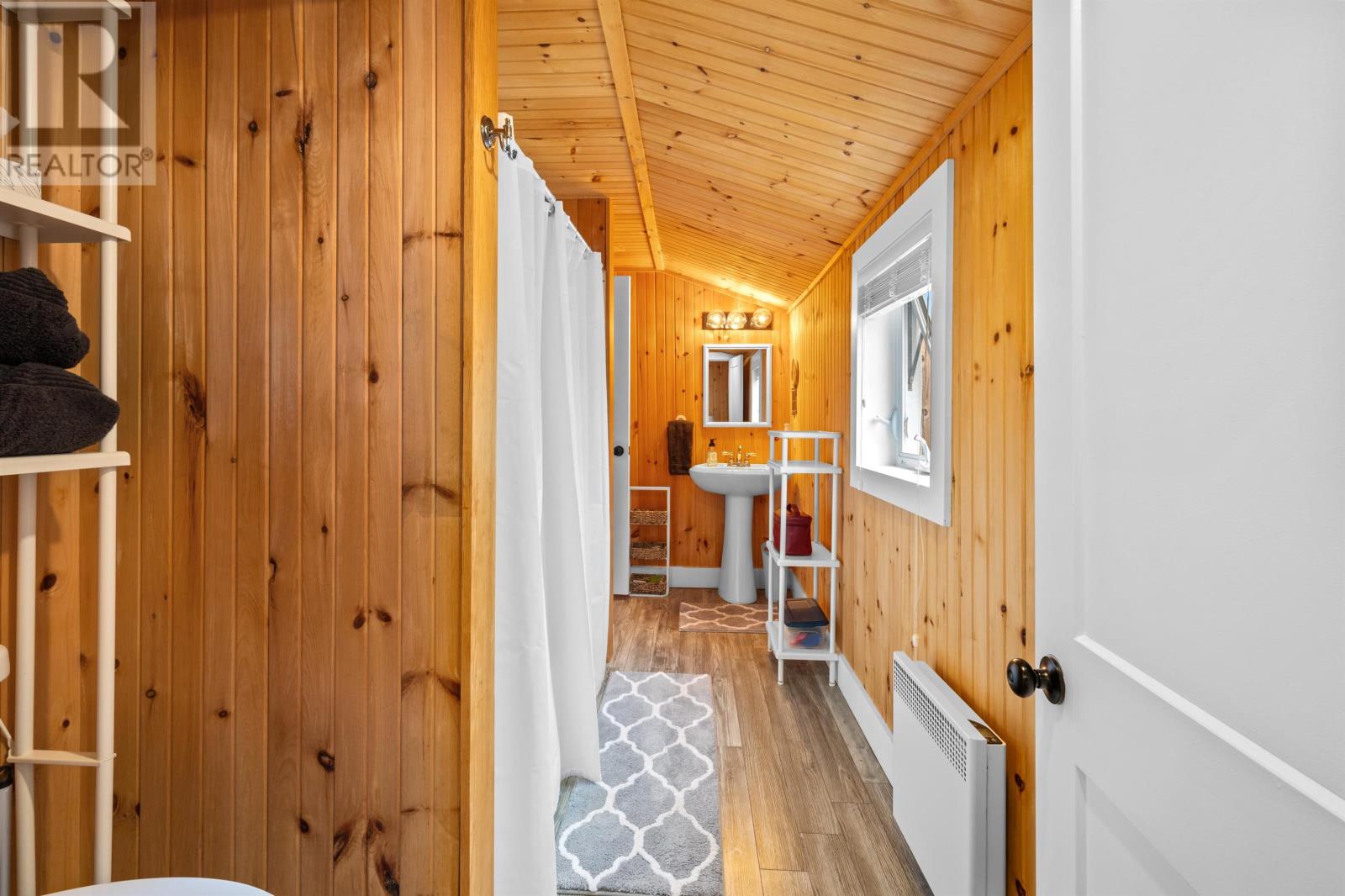 10 Creek Road - 26