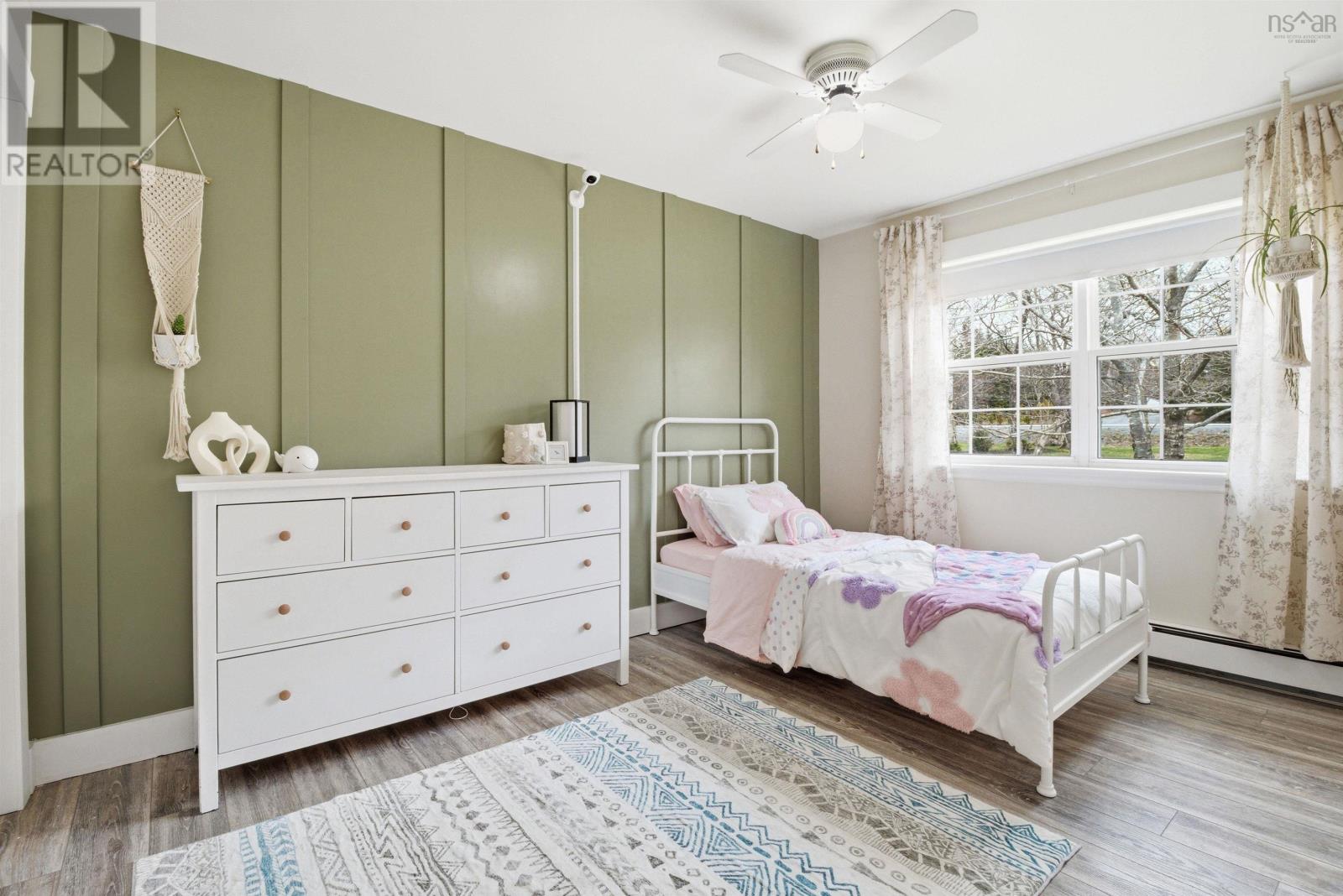 Property 22 of 48 of 77 Carmella Drive