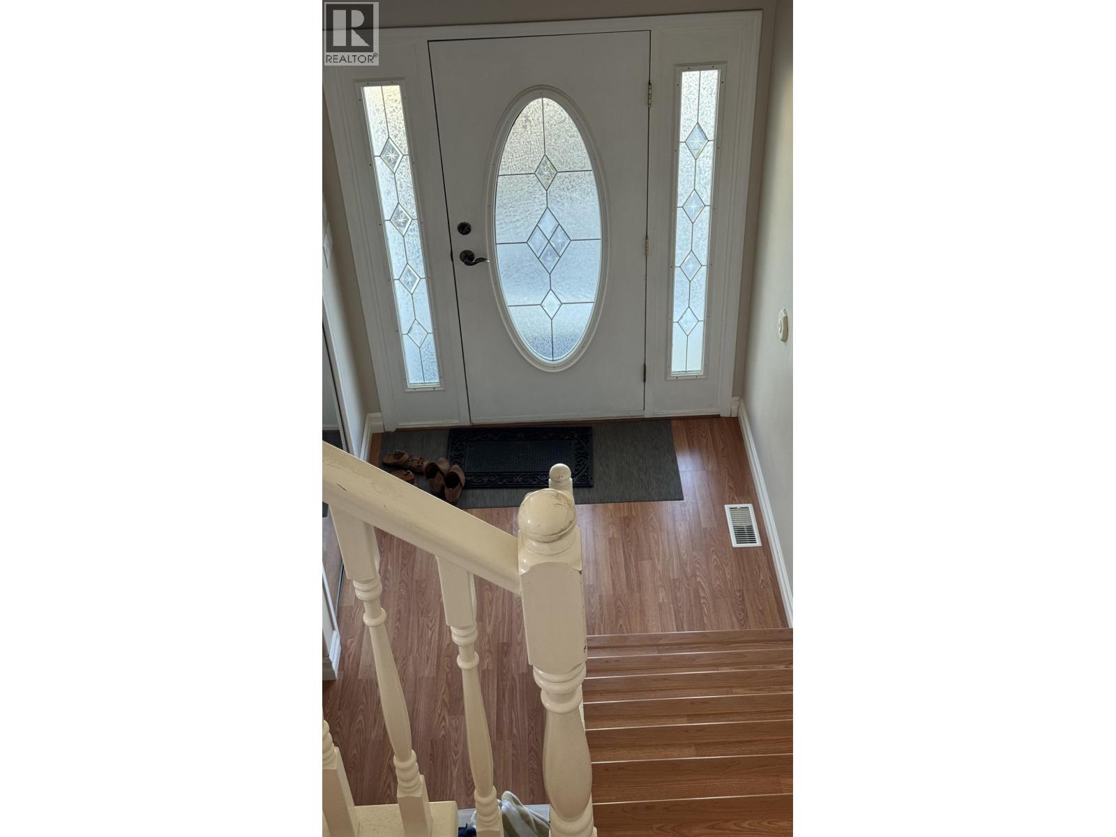 606 LE MORAY DRIVE - 3
