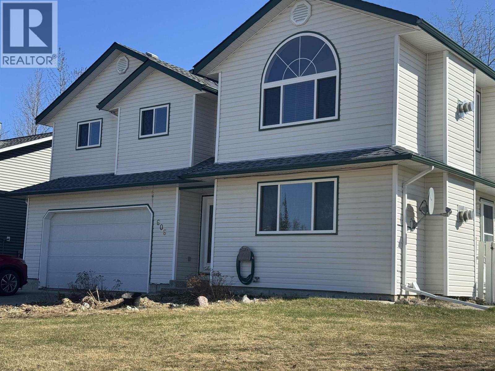 606 LE MORAY DRIVE - 1