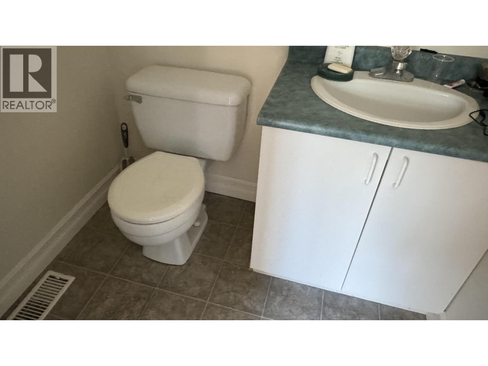 606 LE MORAY DRIVE - 14