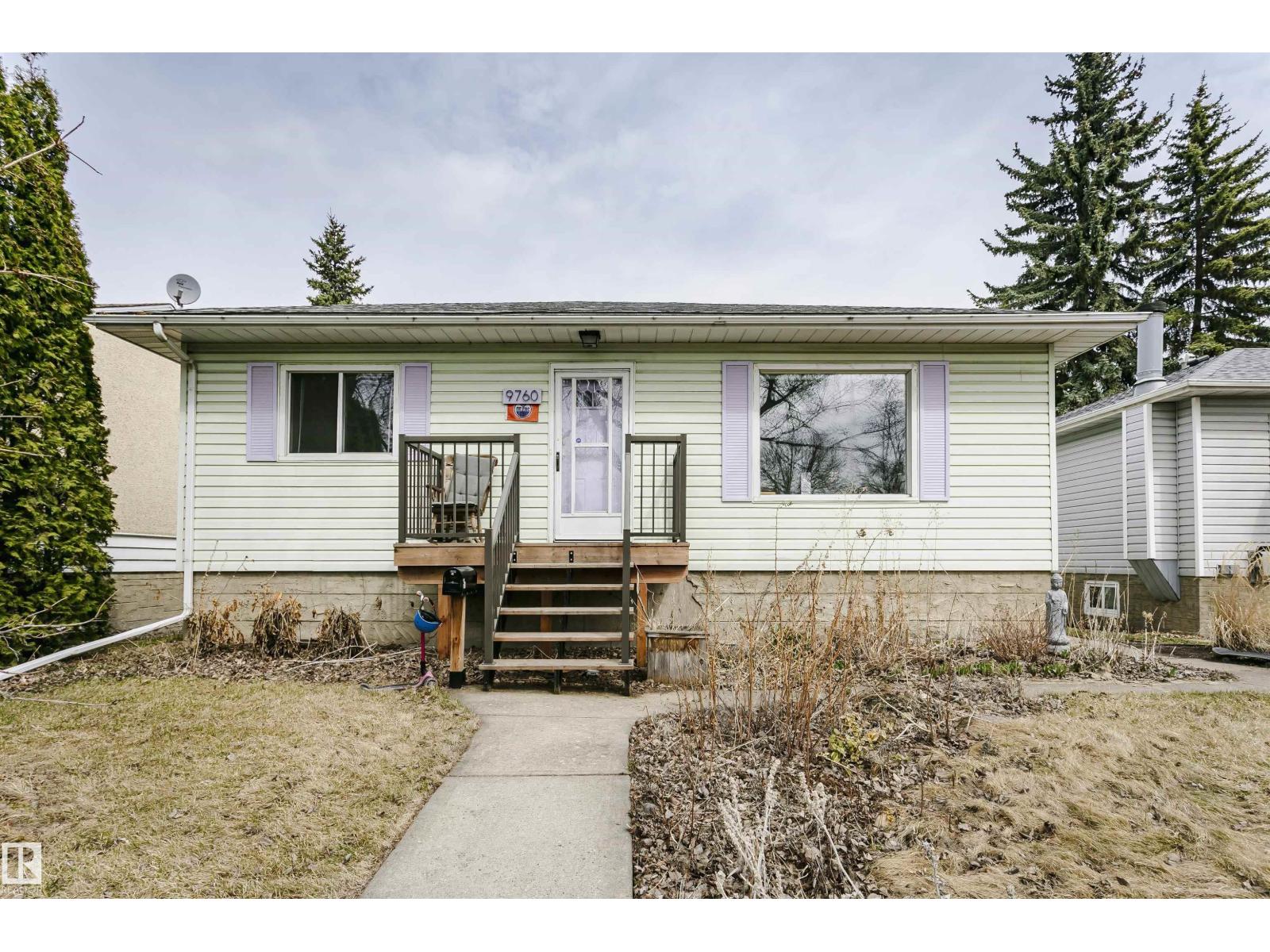 9760 64 AV NW, Edmonton