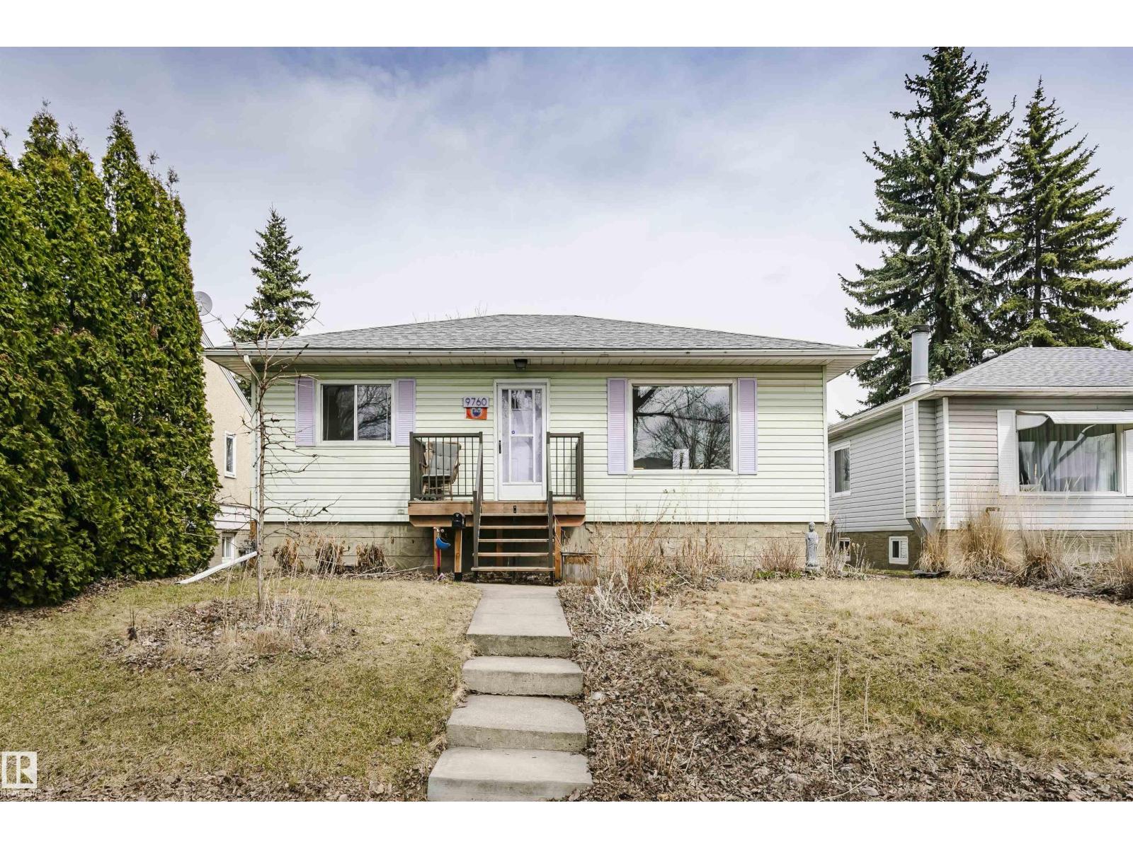 9760 64 AV NW, Edmonton