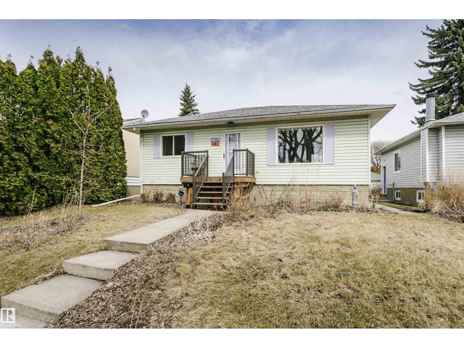 9760 64 AV NW, Edmonton