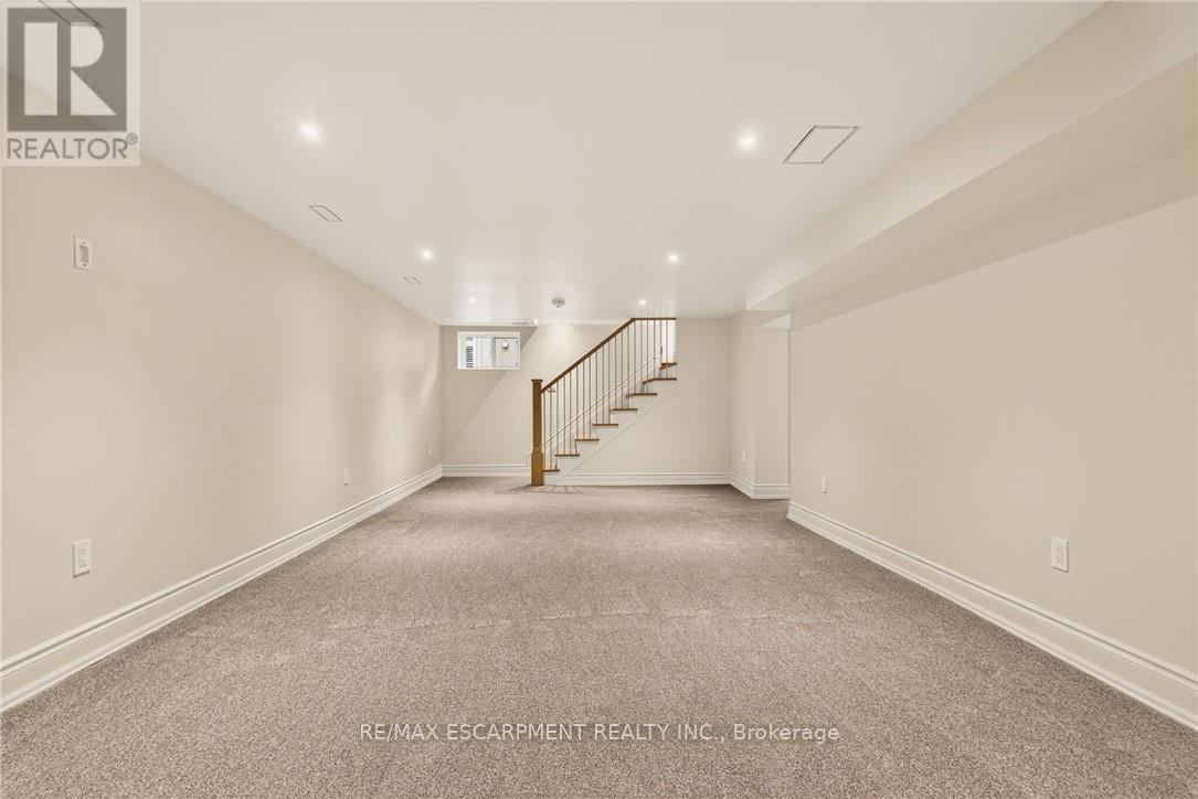 393 HESS STREET S - 42