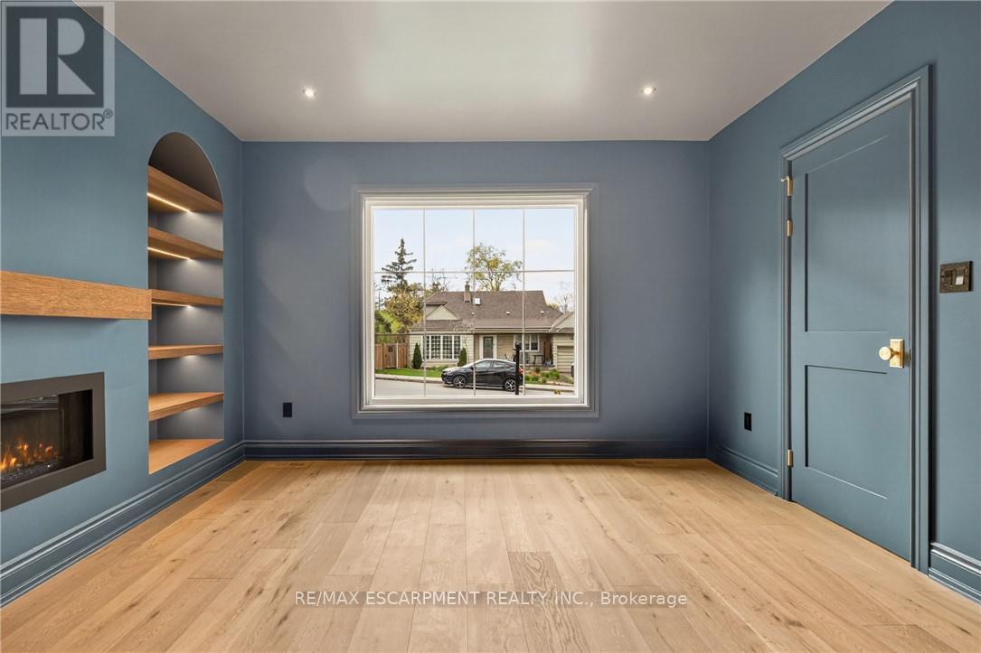 393 HESS STREET S - 6