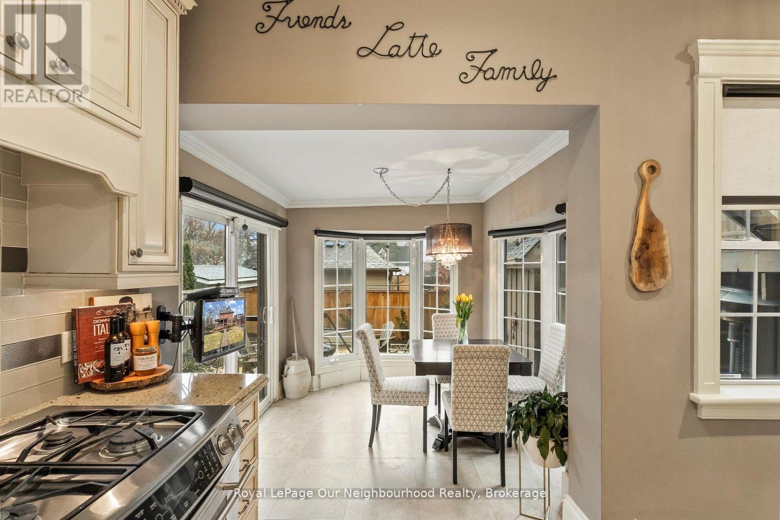 305 TRENT STREET W - 18