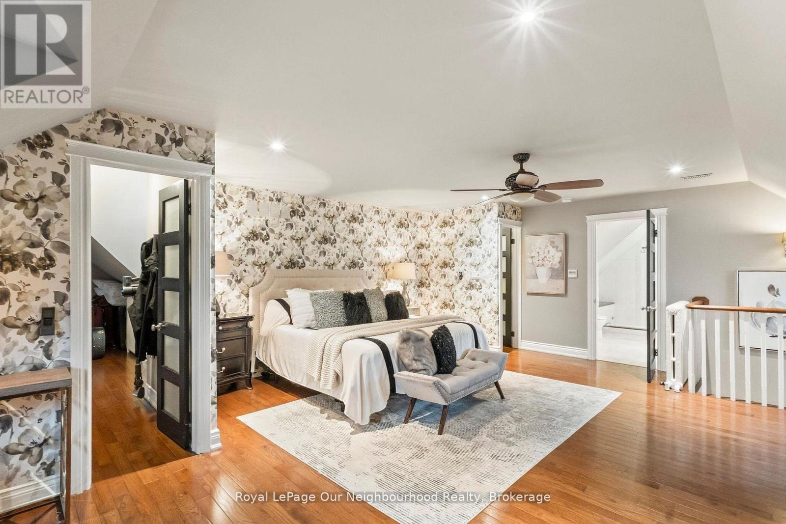 305 TRENT STREET W - 36