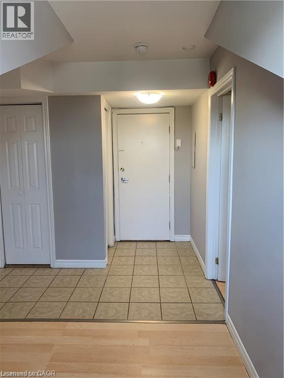 81 DUNDAS Street Unit# 7, Dundas, Ontario, L9H7T5 — Photo 4