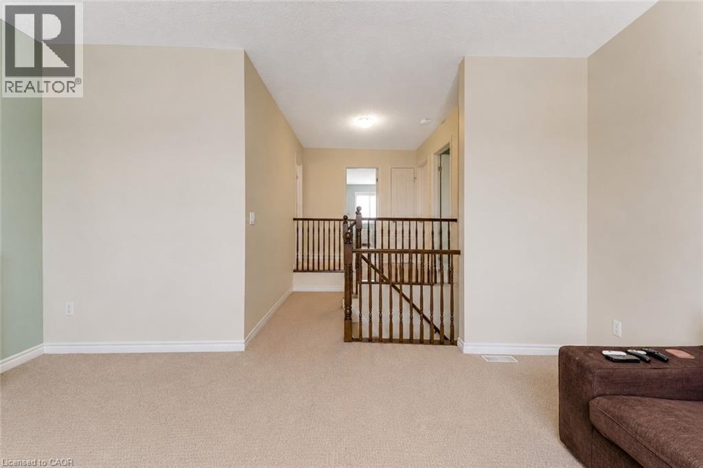 109 ROBERT SIMONE Way, Ayr, Ontario, N0B1E0 — Photo 15
