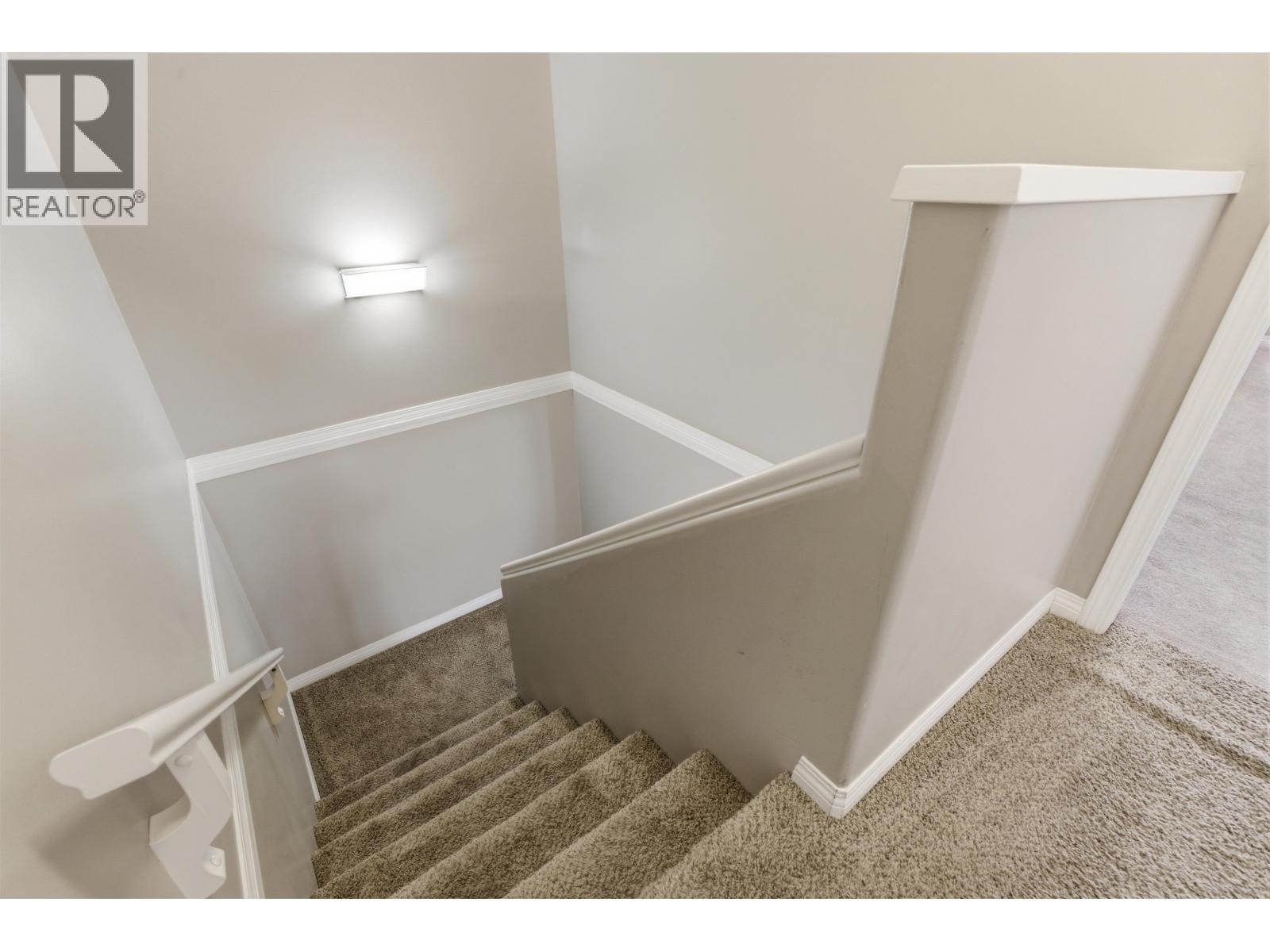 #5 350 PEARKES DRIVE - 15
