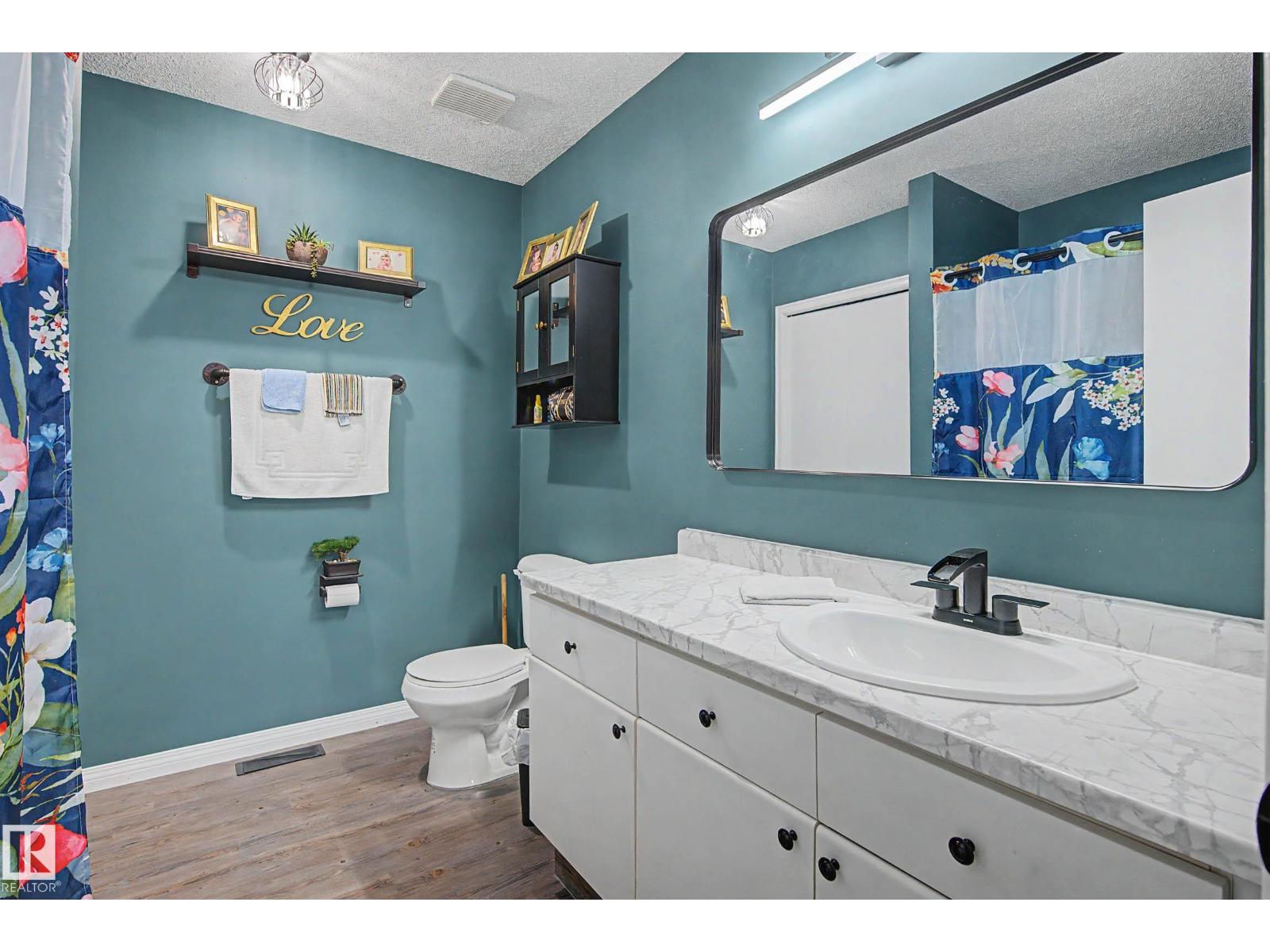 110 LUNNON DR - 14