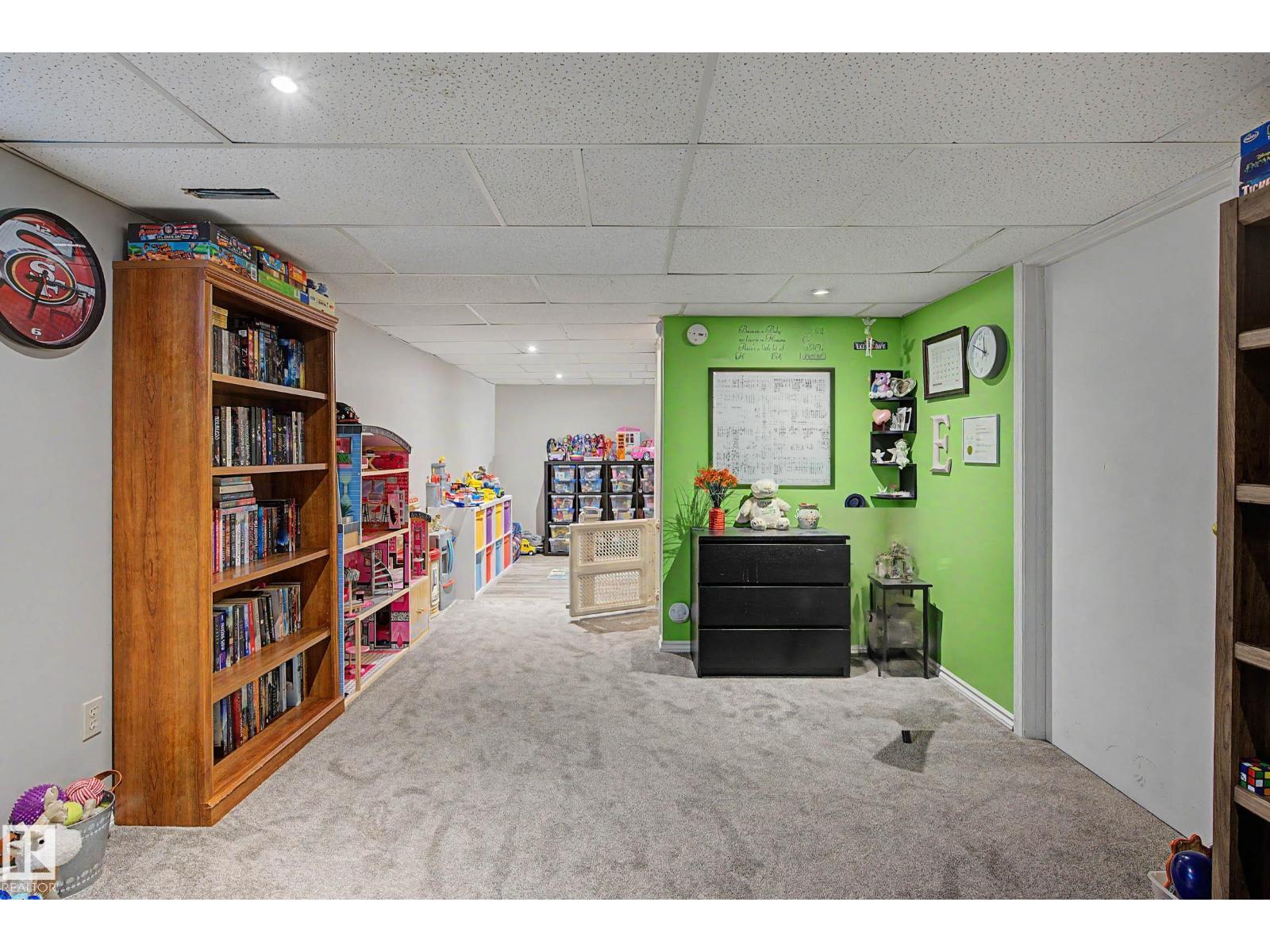 110 LUNNON DR - 28