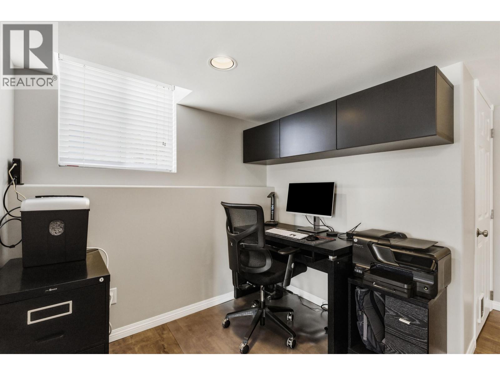 #5 350 PEARKES DRIVE - 25