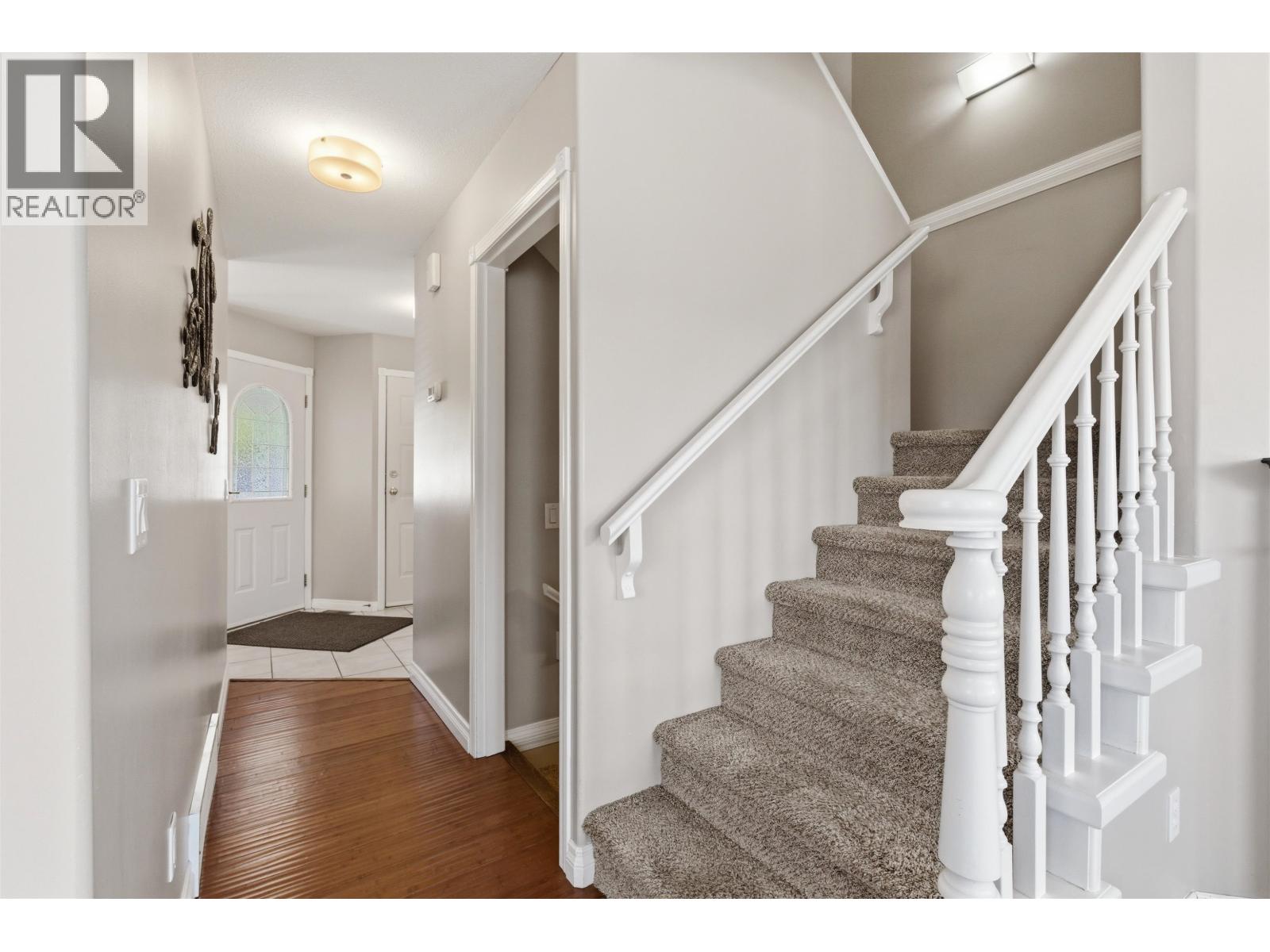#5 350 PEARKES DRIVE - 9