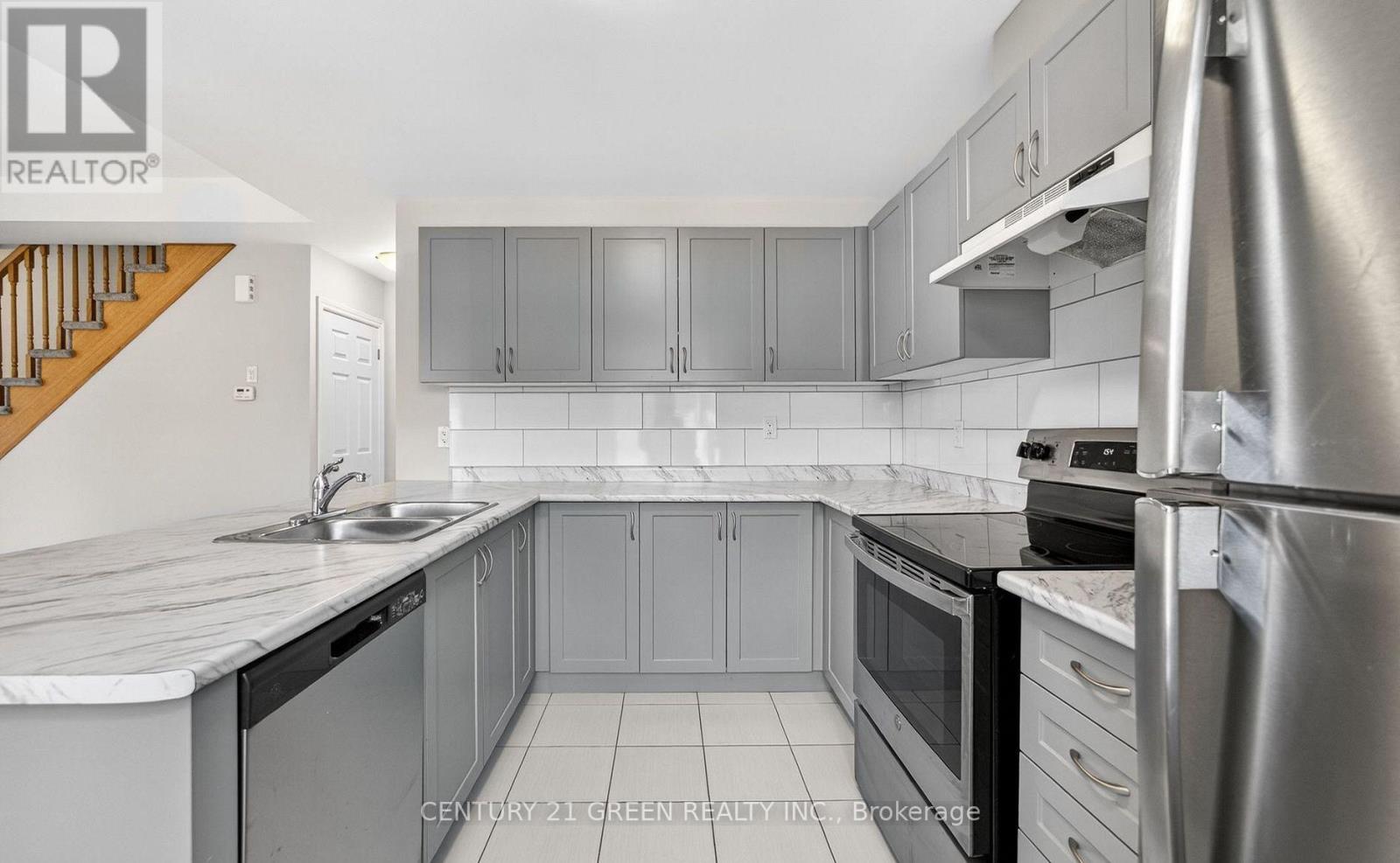 #76 383 DUNDAS STREET E - 22