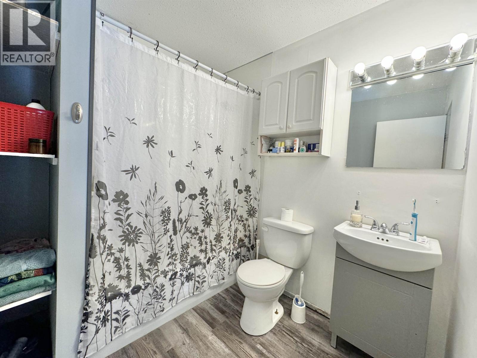 #73 605 CARSON DRIVE - 8