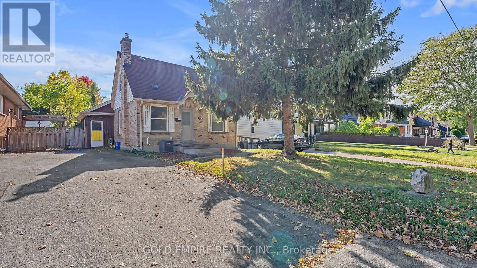 727 WHETTER AVENUE - 2