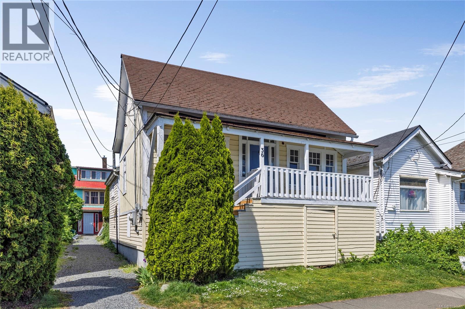 36 Irwin St - 2
