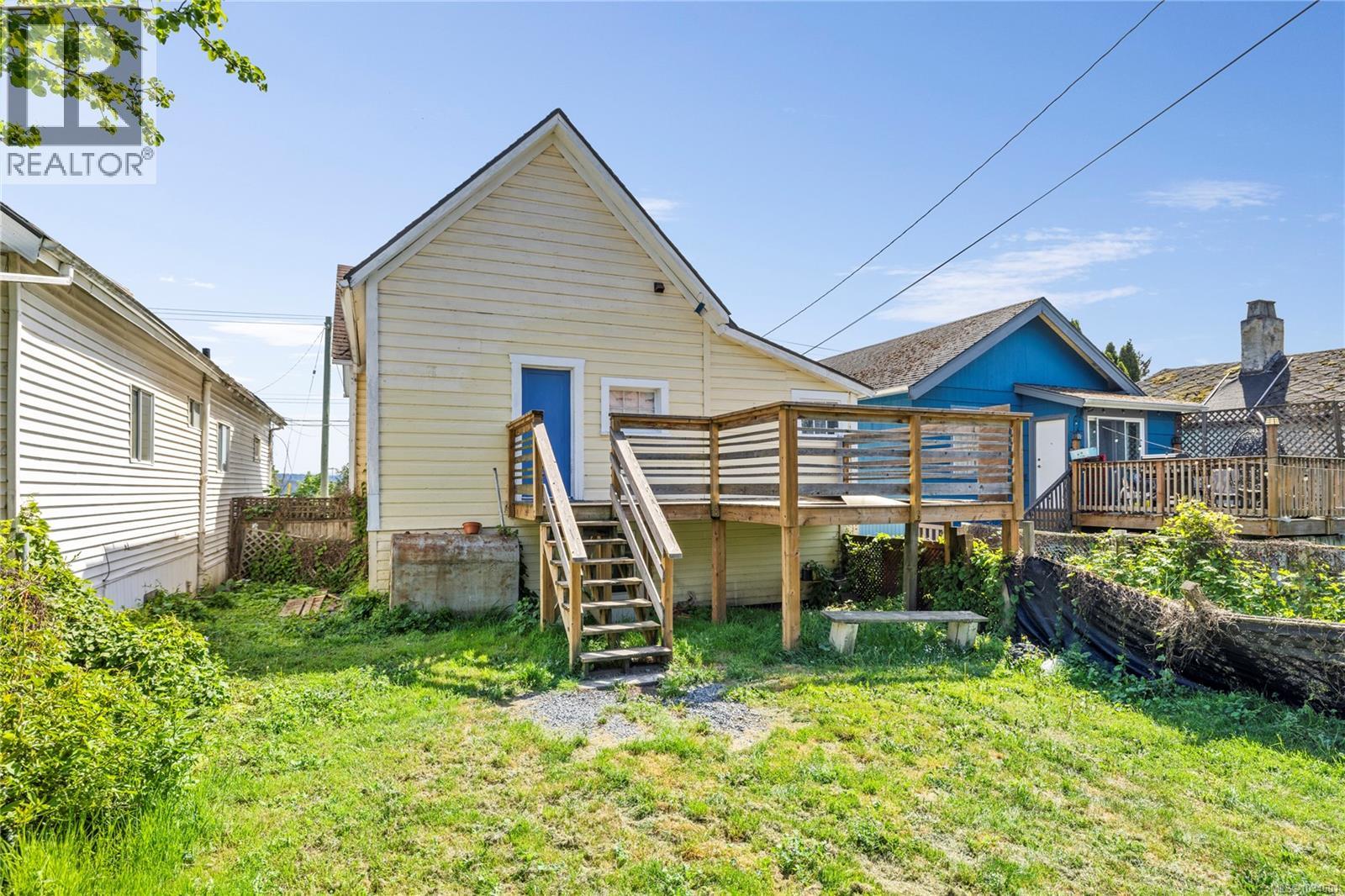 36 Irwin St - 23