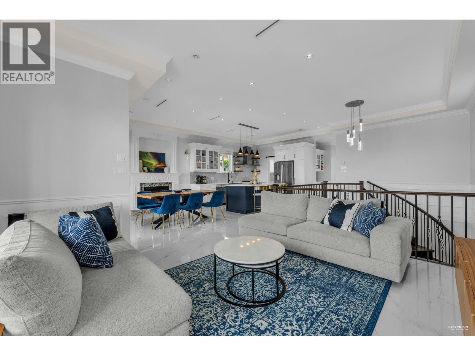 5 Bed, 5 Bath House for Sale in Burnaby – 118 N GLYNDE AVENUE, Burnaby - Image 13