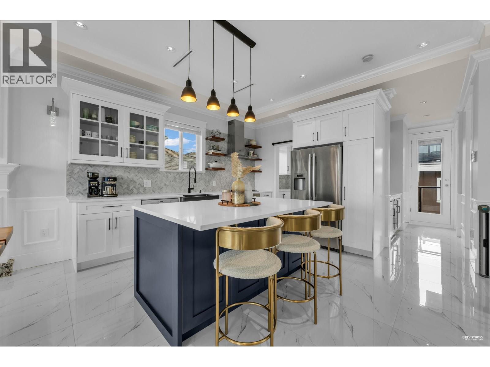5 Bed, 5 Bath House for Sale in Burnaby – 118 N GLYNDE AVENUE, Burnaby - Image 17