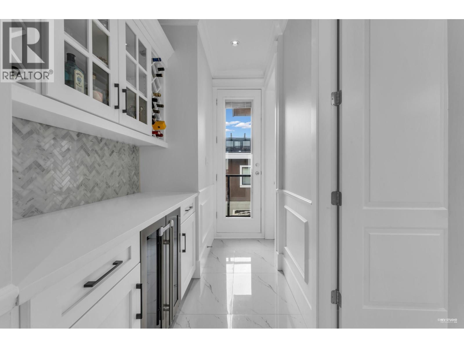 5 Bed, 5 Bath House for Sale in Burnaby – 118 N GLYNDE AVENUE, Burnaby - Image 23