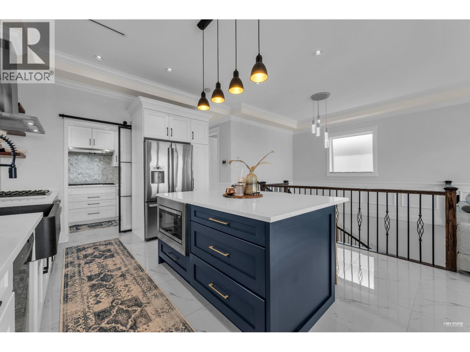 5 Bed, 5 Bath House for Sale in Burnaby – 118 N GLYNDE AVENUE, Burnaby - Image 18