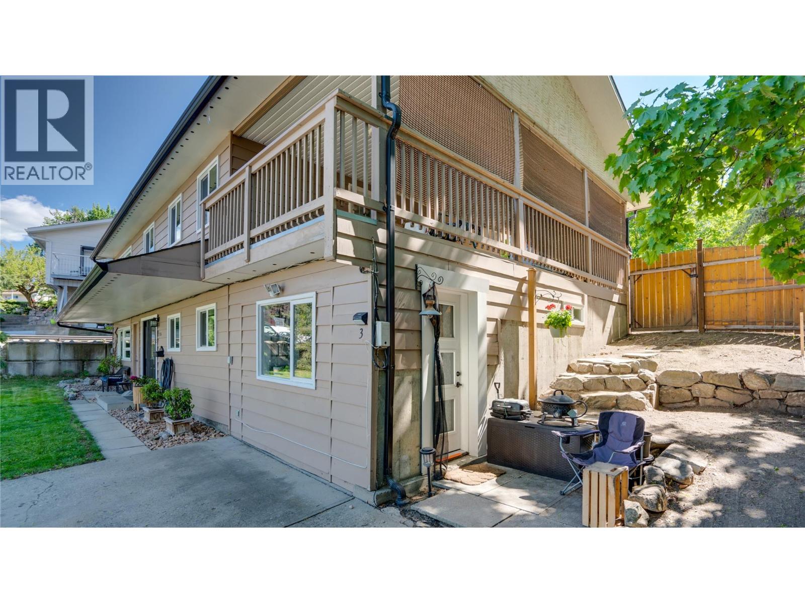2106 39 Street - 43
