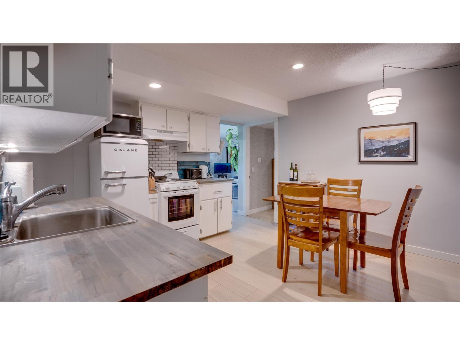 2106 39 Street, Vernon