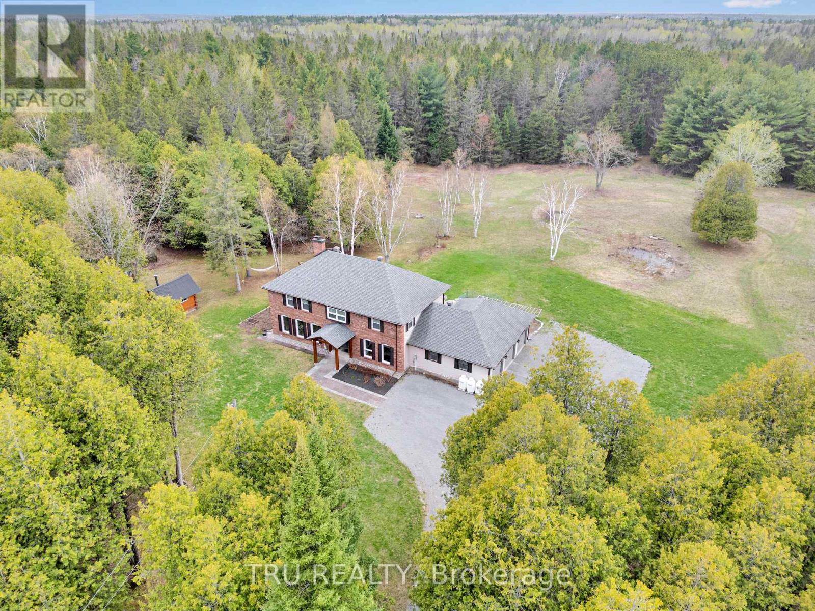 2529 MARSHWOOD ROAD - 42