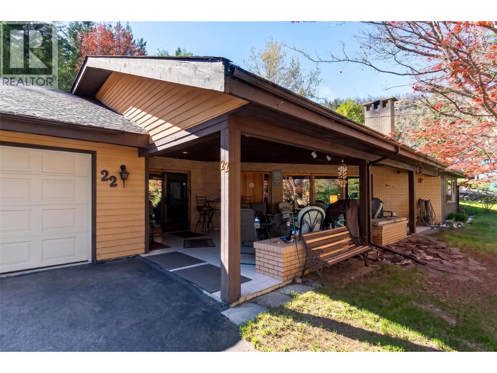 #22 4498 Squilax-Anglemont Road - 2