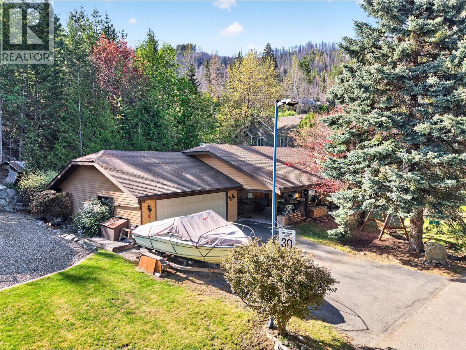 22 4498 Squilax-Anglemont Road, Scotch Creek