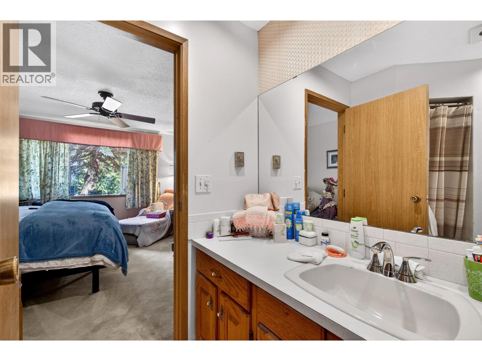 22 4498 Squilax-Anglemont Road, Scotch Creek