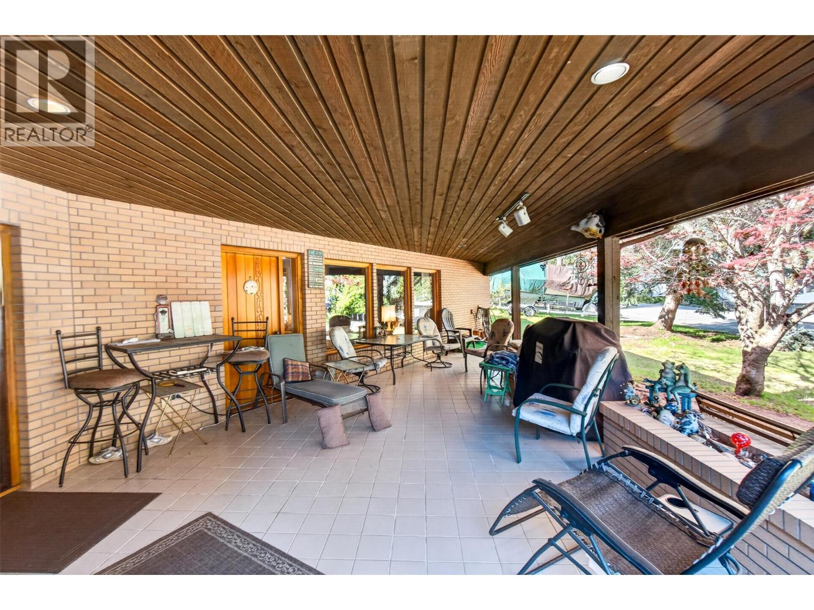 22 4498 Squilax-Anglemont Road, Scotch Creek