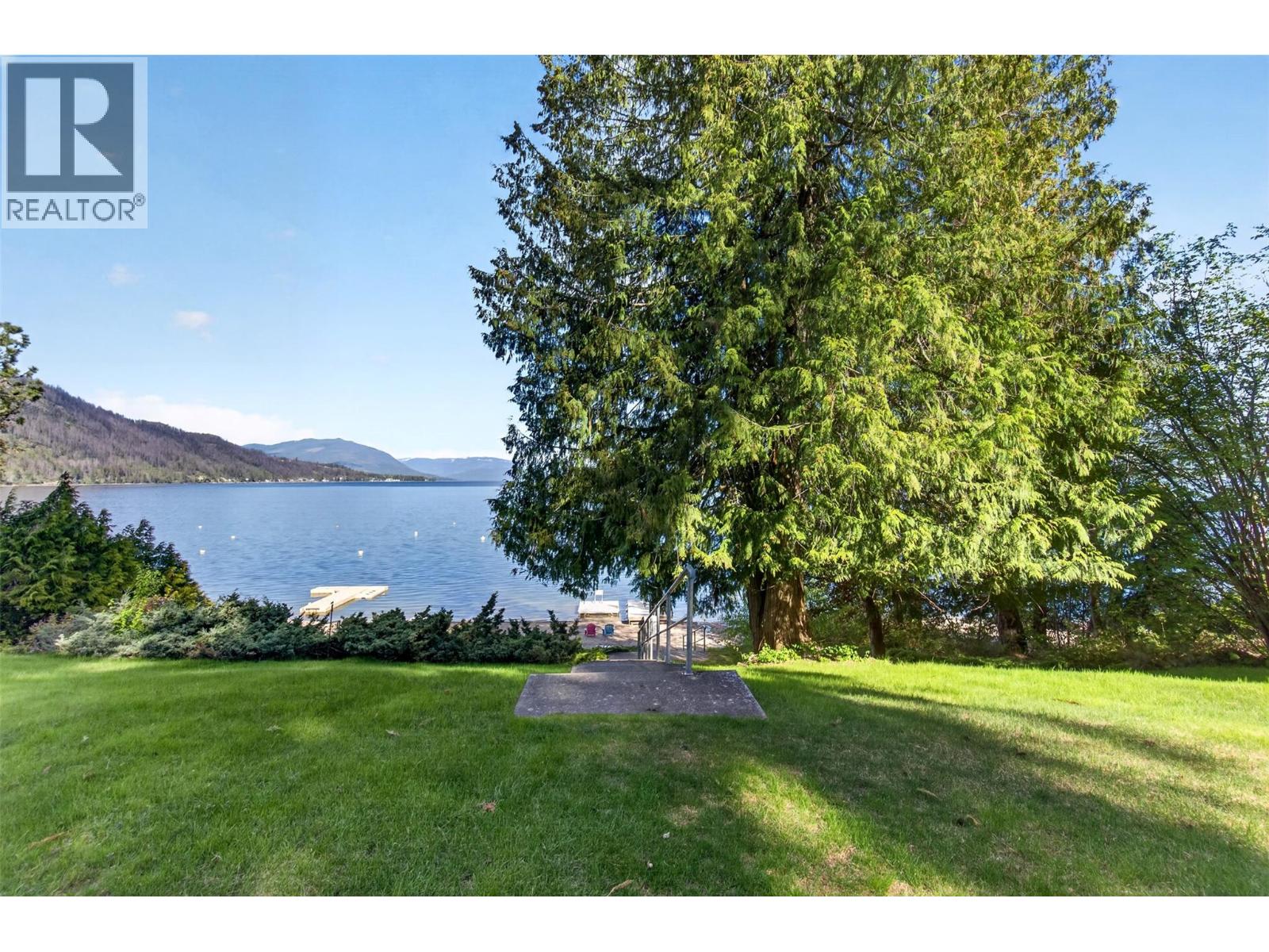 22 4498 Squilax-Anglemont Road, Scotch Creek