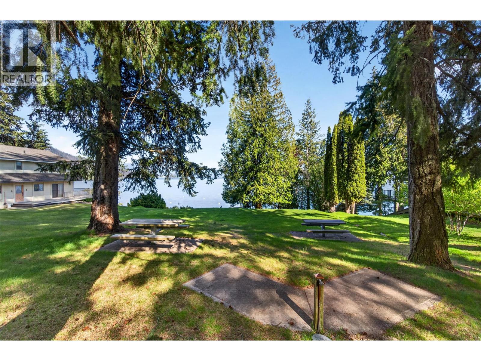 22 4498 Squilax-Anglemont Road, Scotch Creek