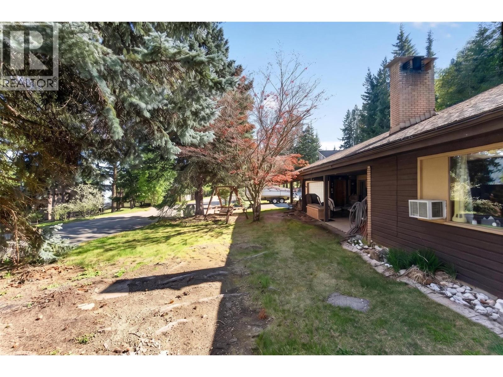 #22 4498 Squilax-Anglemont Road - 55