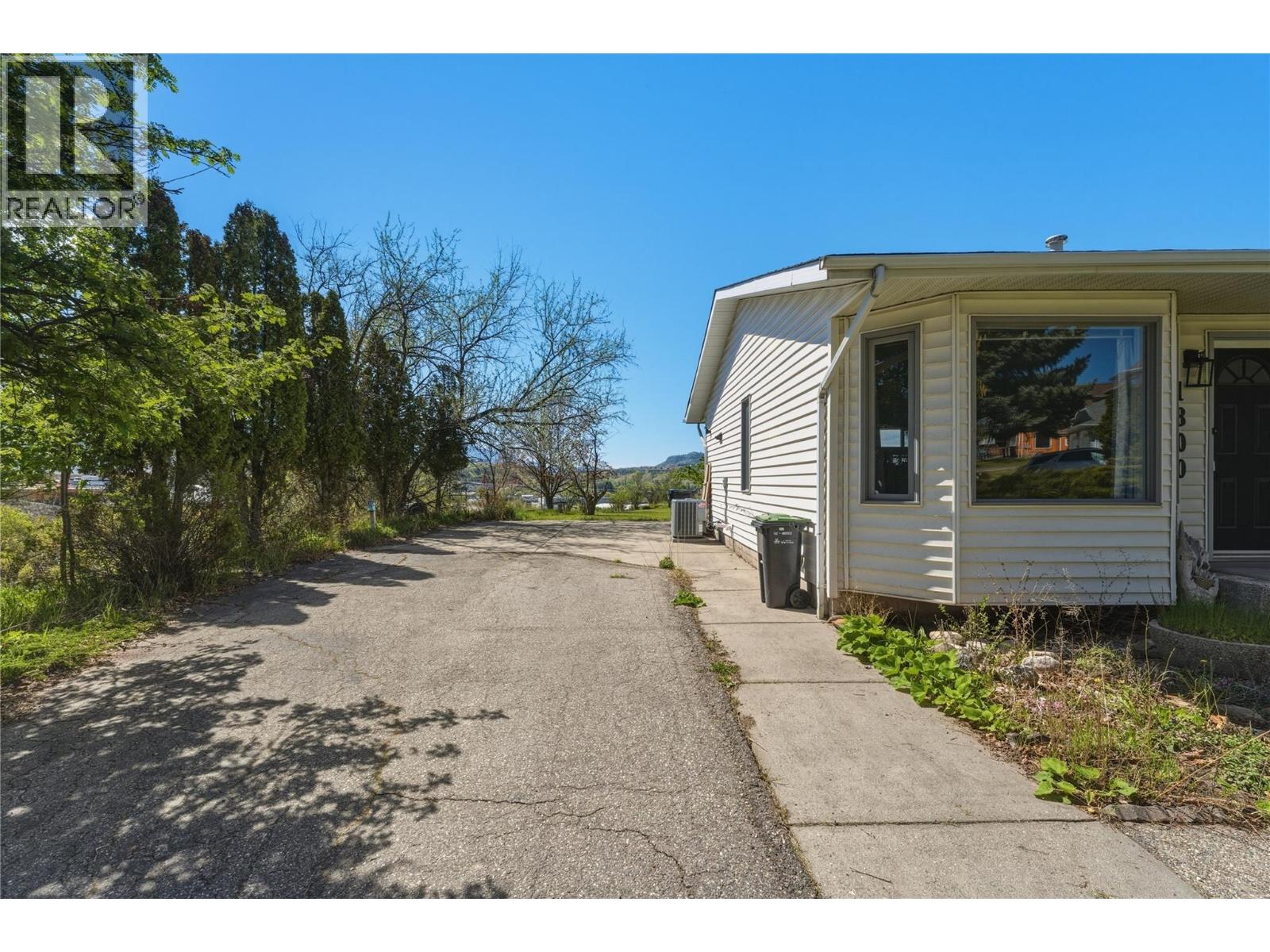 1800 20 Street, Vernon