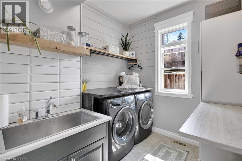 38 SILVER LAKE Drive - 23