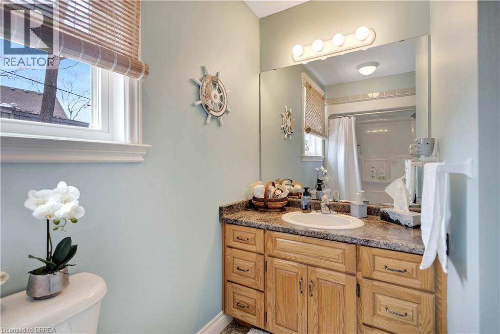 38 SILVER LAKE Drive - 32