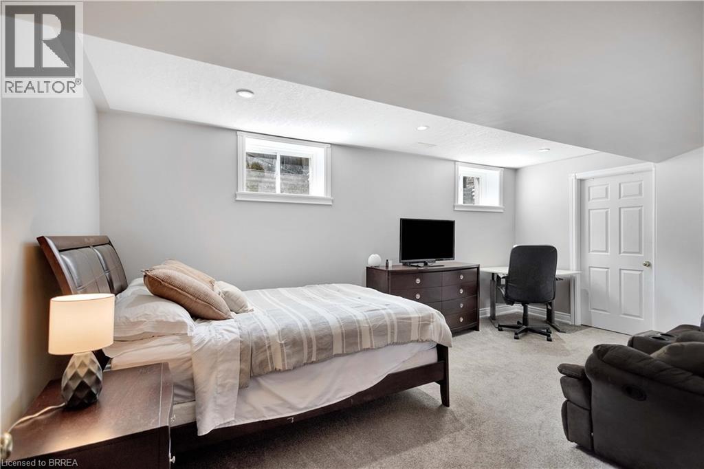 38 SILVER LAKE Drive - 39