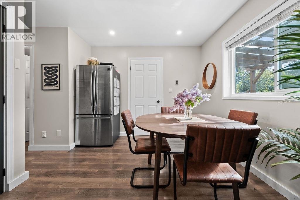 39706 GOVERNMENT ROAD, Squamish