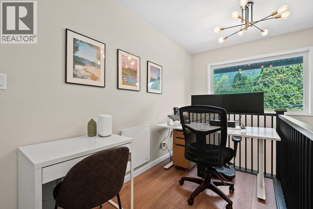 39706 GOVERNMENT ROAD, Squamish